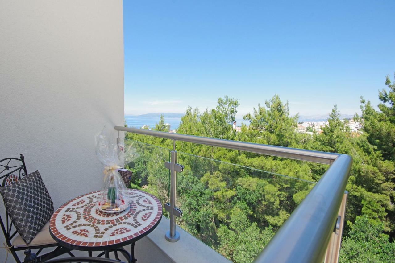 Villa Inis Makarska Exterior photo