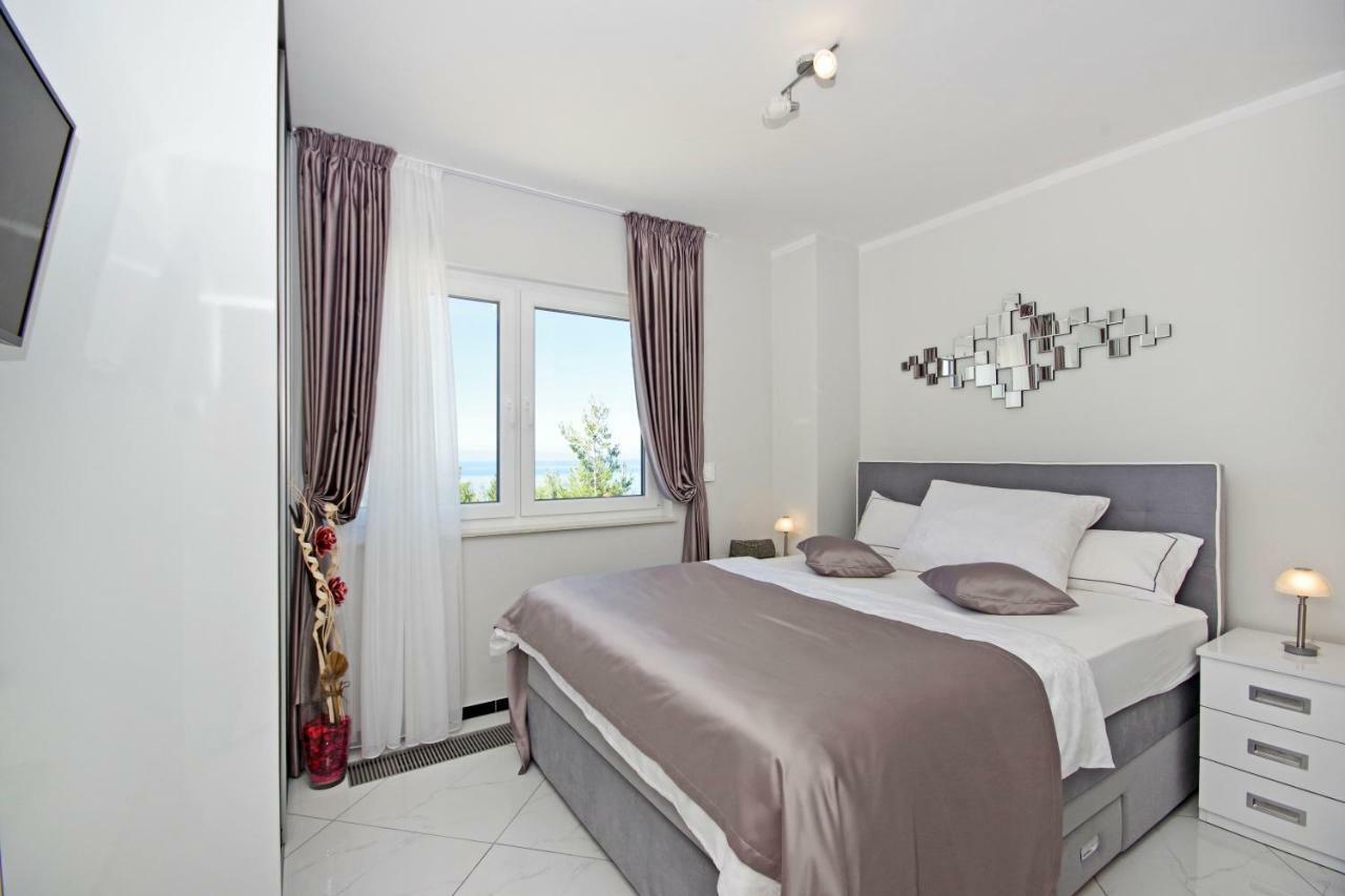 Villa Inis Makarska Exterior photo