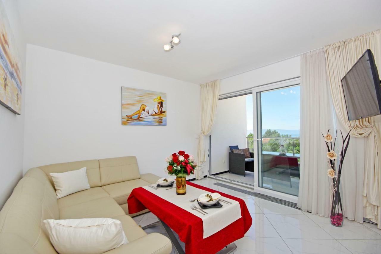 Villa Inis Makarska Exterior photo