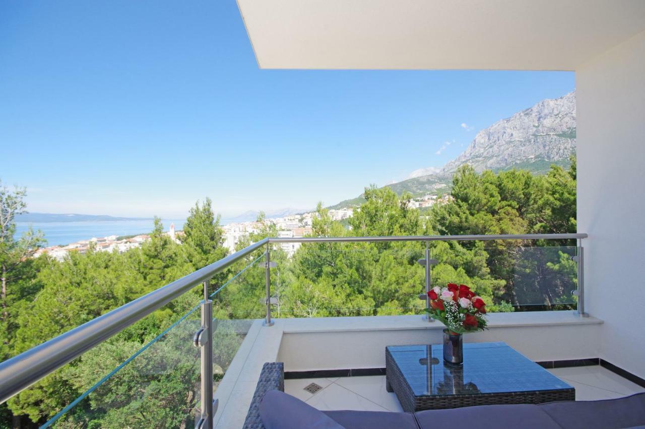 Villa Inis Makarska Exterior photo